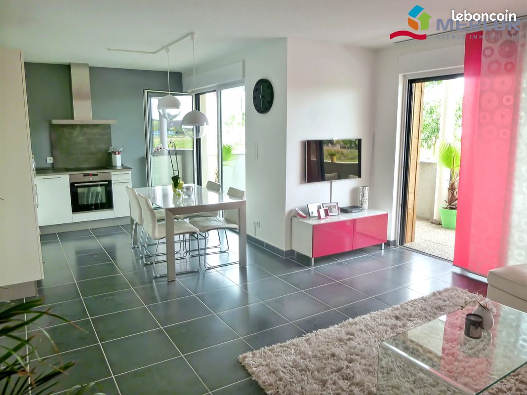 Appartement 2 pièces 54 m² · à Oberhausbergen · 54 m² · 205 000 €