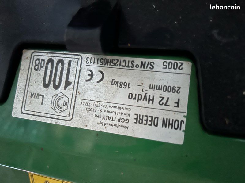 Tracteur tondeuse John Deere CR 125 F72 Hydro (image 3)