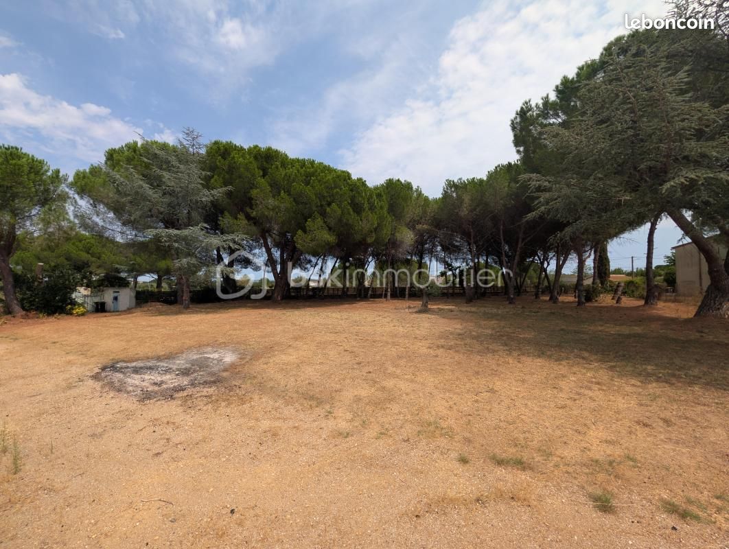 Terrain 1 872 m² Pezenas · à Pézenas · 249 000 €
