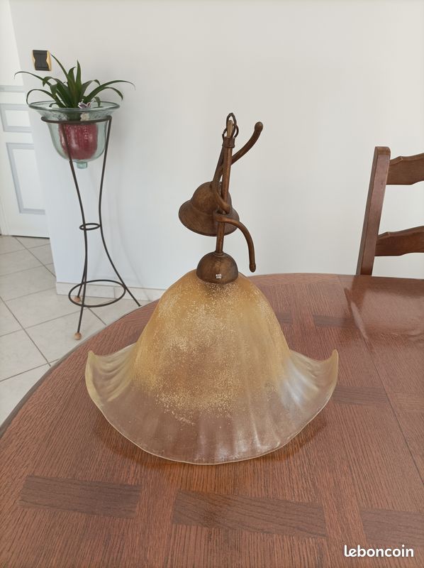Luminaire (image 1)