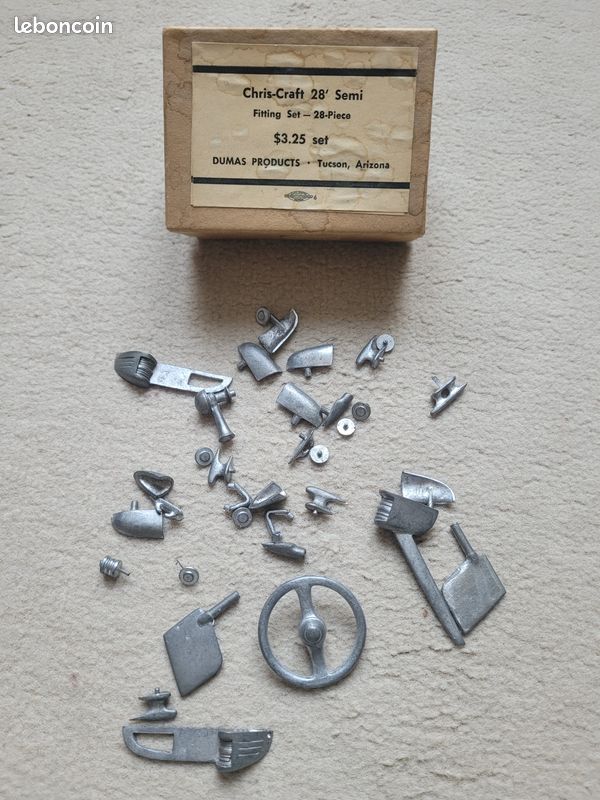 Pièces d'accastillage pour maquette bateau - Modélisme