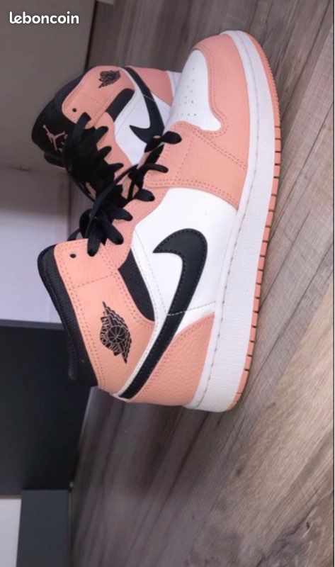 Jordan One Mid Pink Quwartz (image 2)