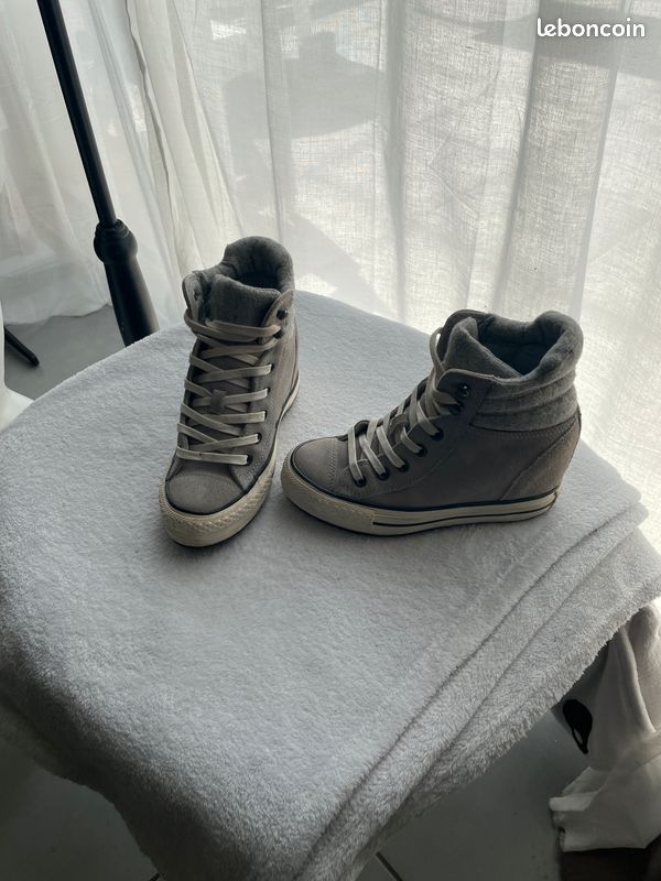 "Converse" vintage talons compensées modèle "All star Chuck Taylor" pointure 36 (image 2)