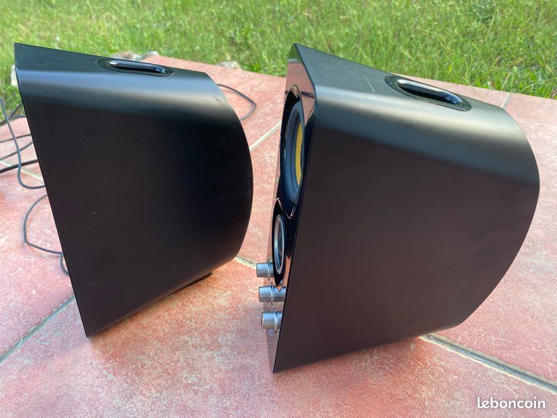 Enceinte Bluetooth Creative T30 (image 5)