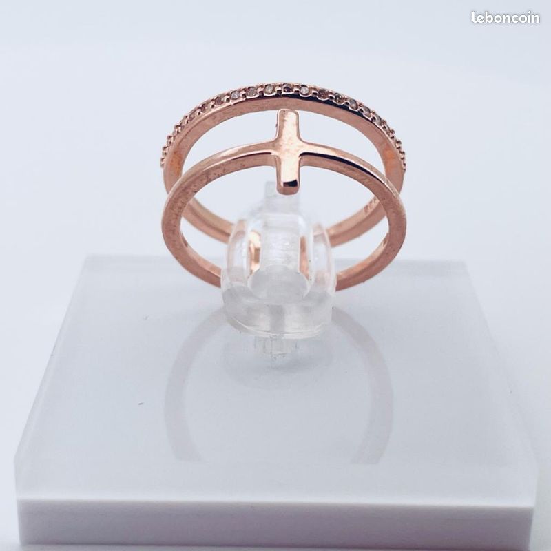 Bague Chrétienne Réglable En Acier Inoxydable Doré - Femme, Neuve Avec étiquettes