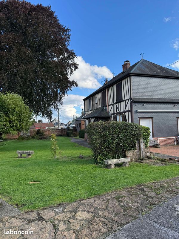 Maison 10 pièces 175 m² · à Halloy · 175 m² · 200 000 €