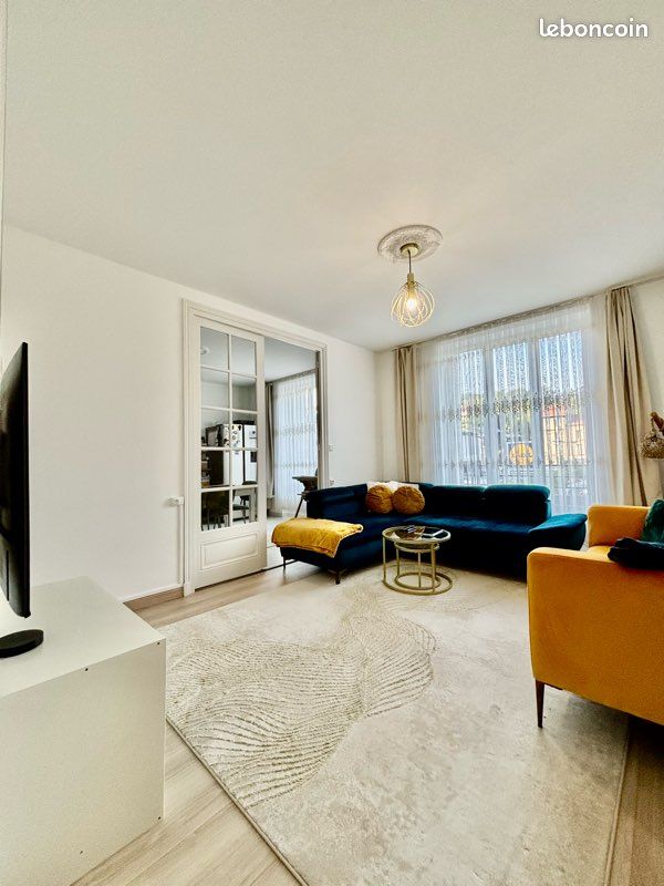 Appartement 4 pièces 102 m² · à Saint-Étienne · 102 m² · 164 000 €