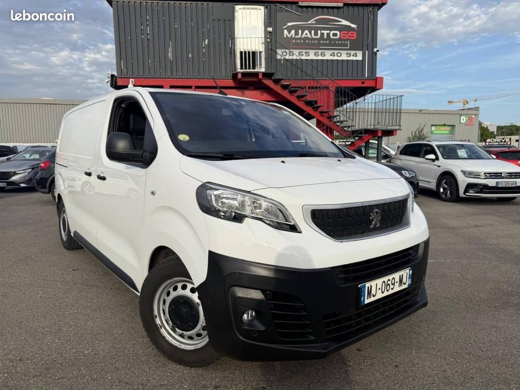 Peugeot Expert III 1.5L BLUEHDI 120cv FOURGON CAMERA GPS STANDARD ASPHALT (image 1)