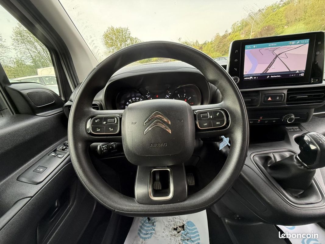 CITROEN BERLINGO 1.5 BlueHDi - 75 Fourgon M Worker 1000 kg TVA RECUPERABLE + ATTELAGE + CAMERA AR (image 18)