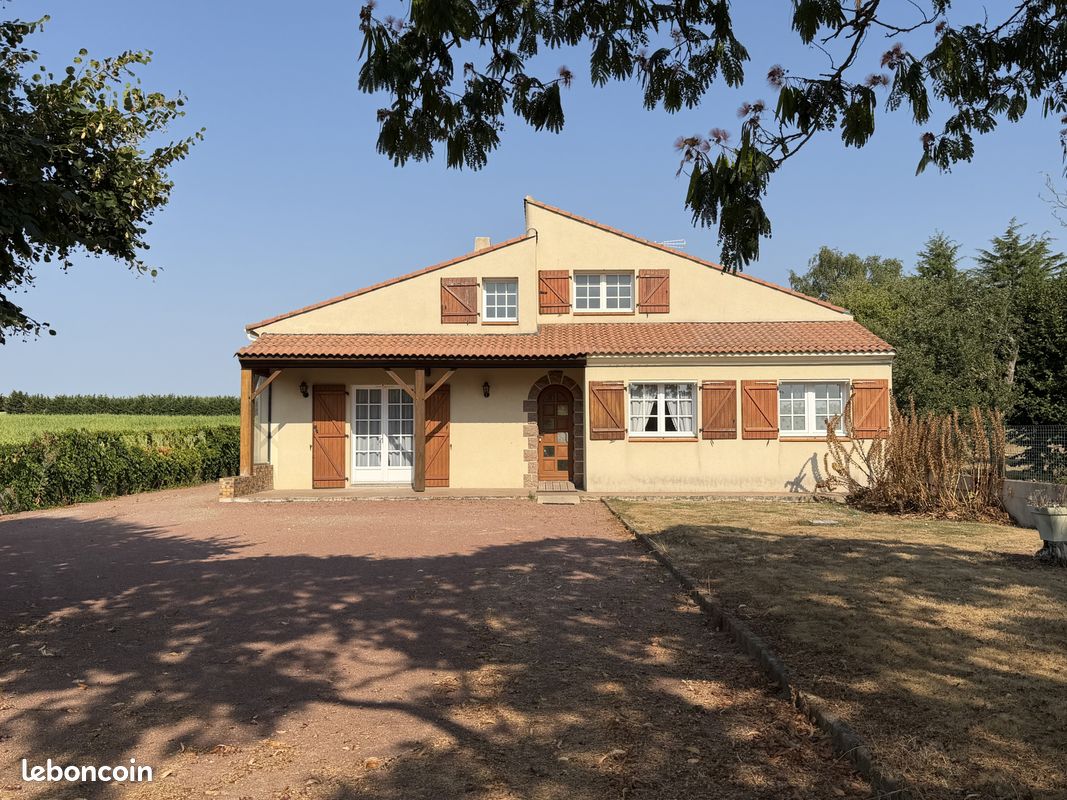 Maison 3 pièces 129 m² · à Maché · 129 m² · 231 900 €