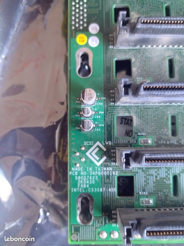 Carte scsi fond de panier backplane - Accessoires informatique