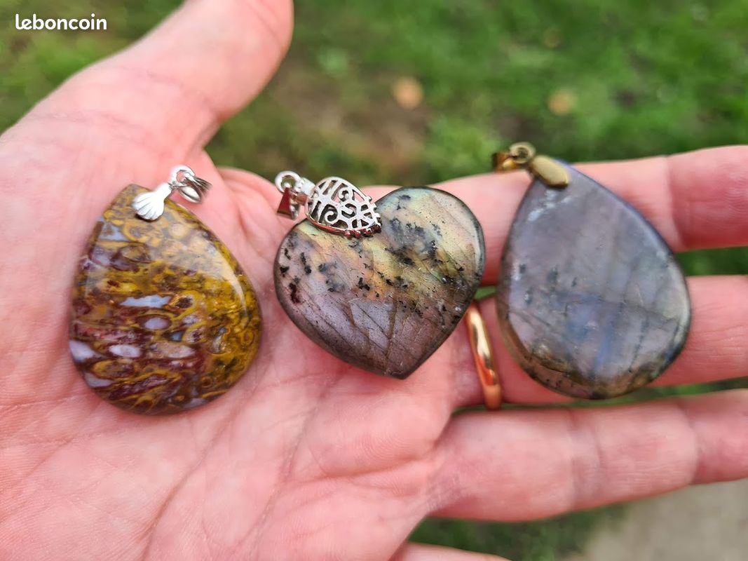 Pierres et Minéraux. Pendentifs au choix (image 3)