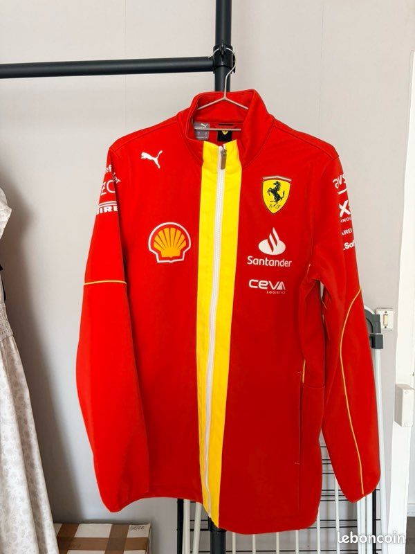 Veste Ferrari taille S neuve (image 1)