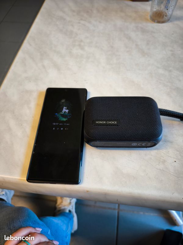 Honor Magic 50 lite avec enceinte (image 1)