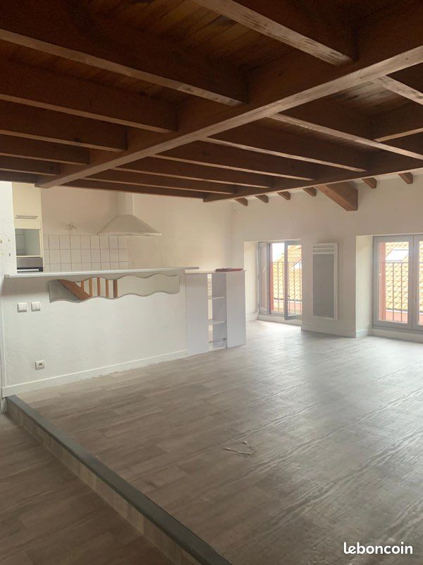 Appartement 2 pièces 53 m² · à Saint-Étienne · 53 m² · 498 €