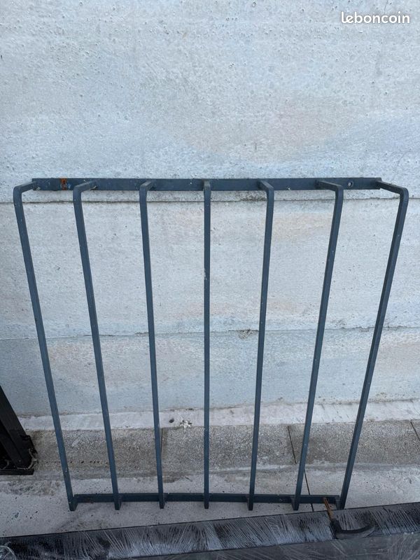 Grille de fentre (image 2)