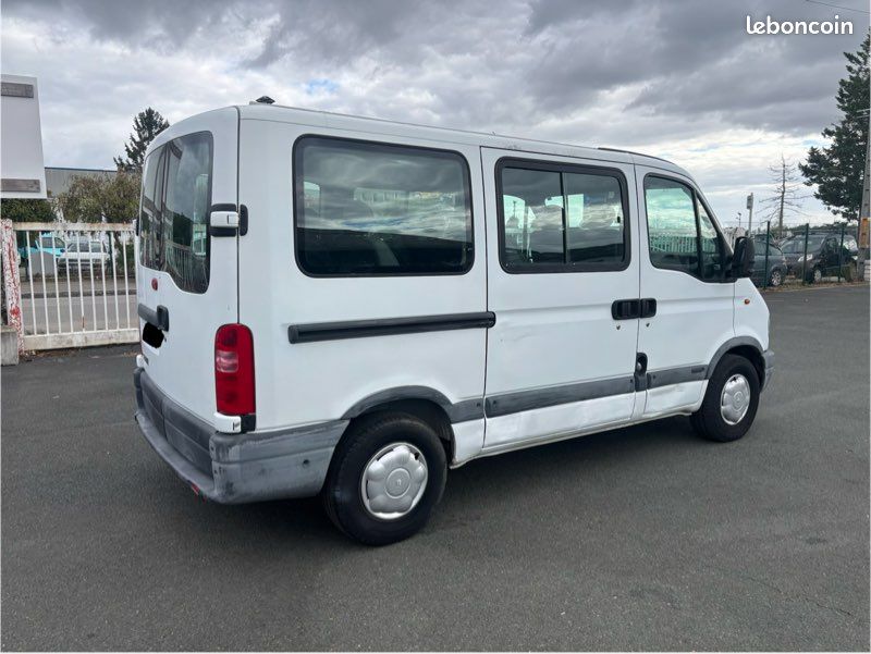 RENAULT MASTER 2.5D 80 Cv 180000 KM 9 PLACES CT.OK SUIVI COMPLET RENAULT (image 3)