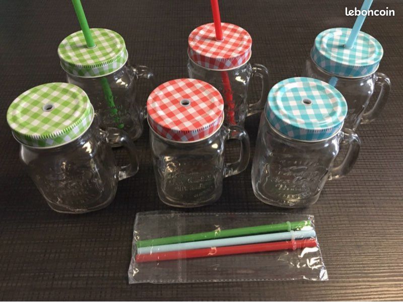 Verres façon choppes avec pailles assorties (image 1)