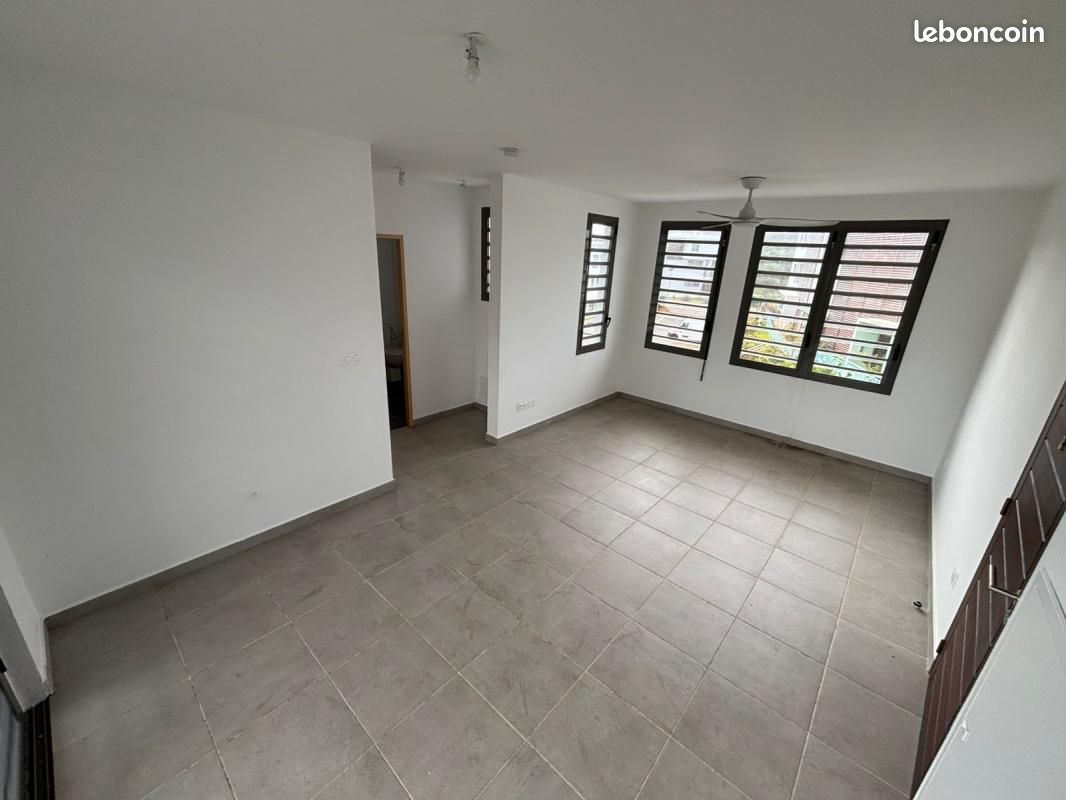 Appartement 2 pièces 47 m² · à Remire-Montjoly · 47 m² · 820 €/mois