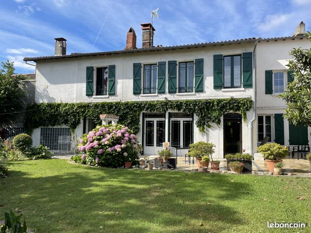 Maison 9 pièces 310 m²