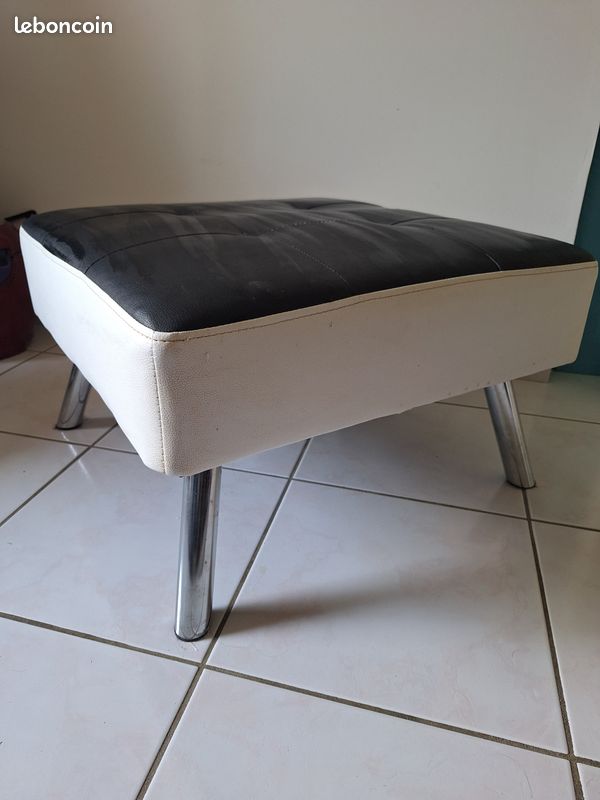 Pouf / bout de canapé (image 1)