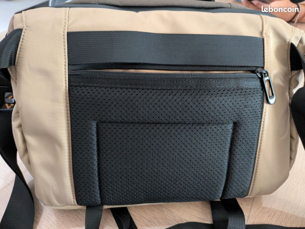 Sac bandoulière étanche pour appareil photo (image 5)