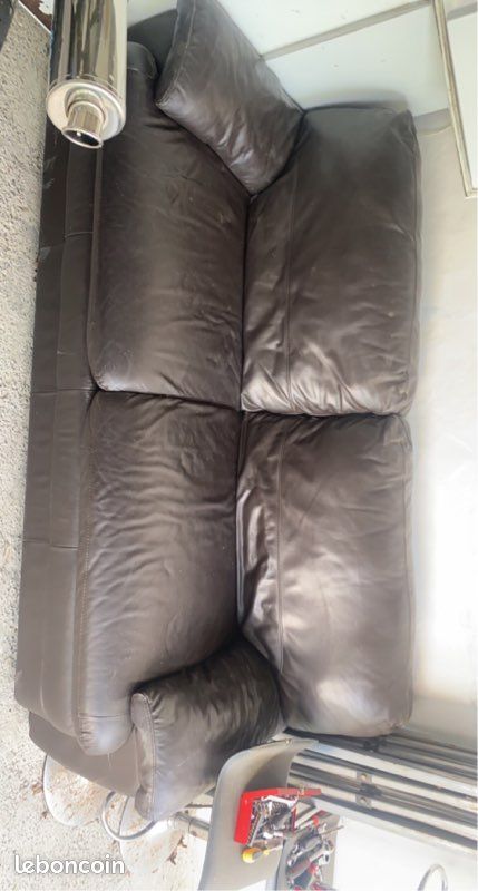 Canapé cuir (image 1)