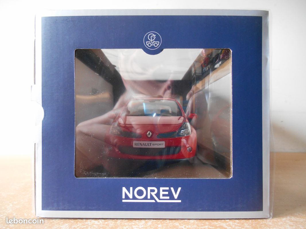 Renault Clio RS 2006 – Norev 1/18, Rouge Toro, Série Street, NEUVE En Boîte