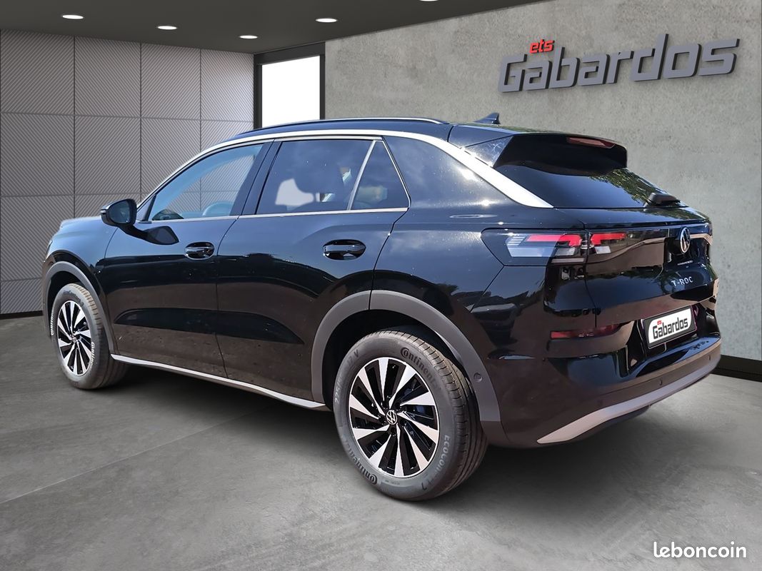 Volkswagen T-Roc 1.5 E-TSI 150CV - LIFE DSG 10 KMS (image 7)