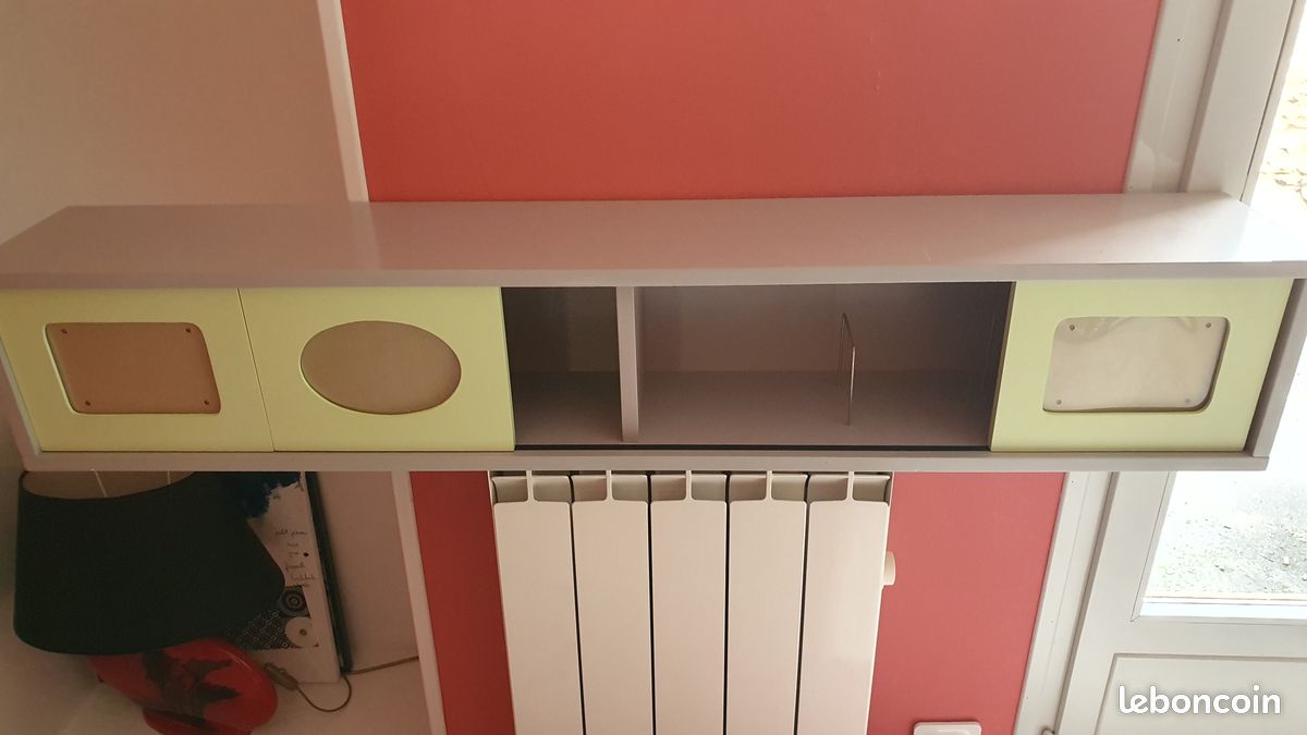 étagères avec trois portes coulissante (image 1)