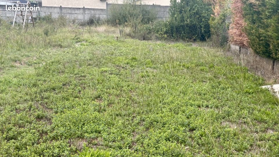 Terrain 650 m² · à Bordeaux · 199 000 €