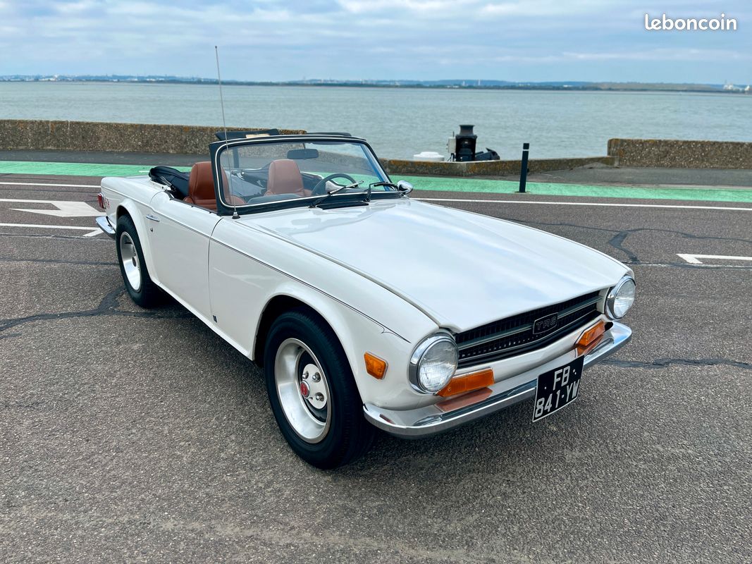Triumph tr6 - 1972 (image 1)