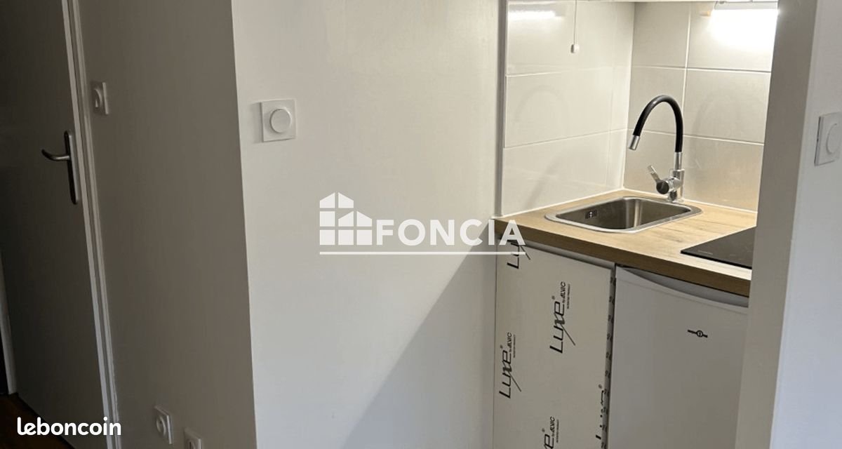 Appartement 1 pièce 18 m² · à Grenoble · 18 m² · 414 €/mois