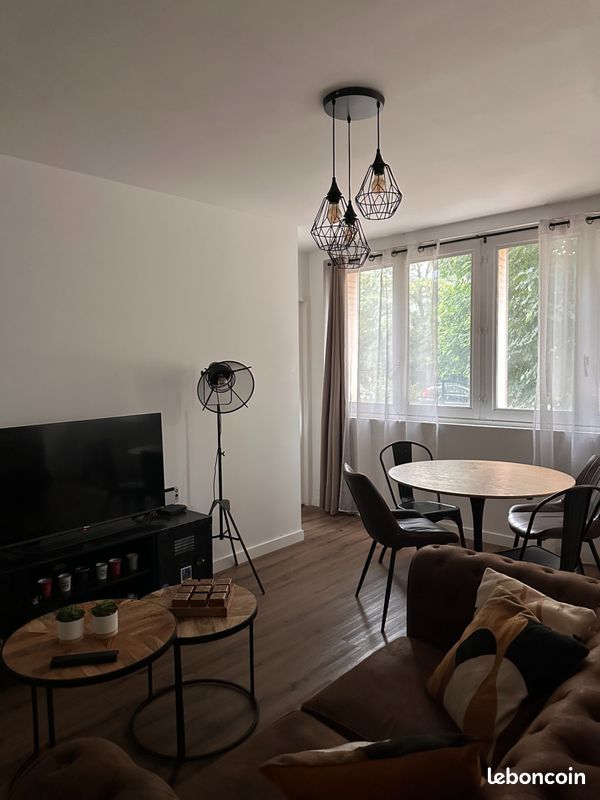 Appartement 3 pièces 54 m² · à Grenoble · 54 m² · 848 €