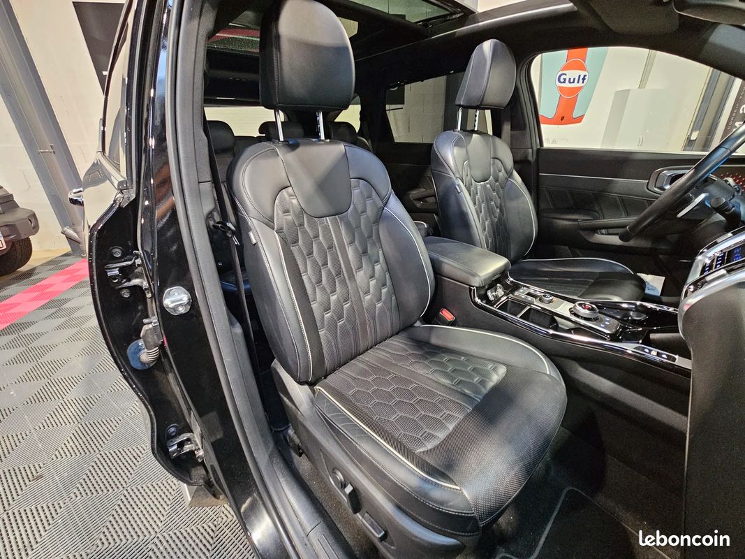 Kia SORENTO 1.6 T-GDi 265 CV Premium 4x4 PHEV / SUIVI KIA COMPLET / GARANTIE KIA (image 24)