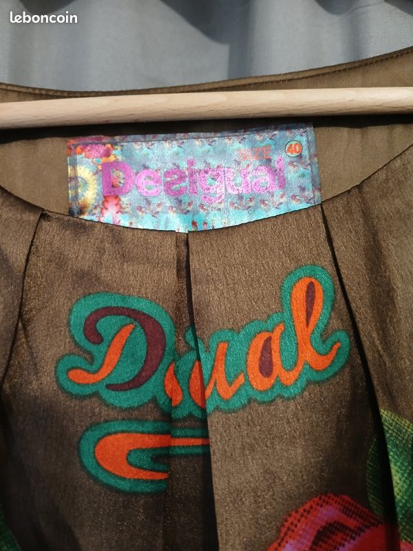 Très belle robe Desigual (image 3)