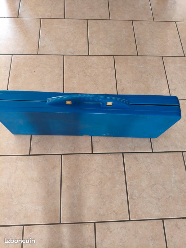 Table et chaises camping pliante (image 4)