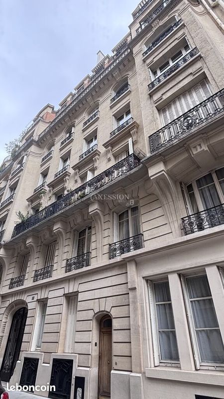 Appartement 2 pièces 18 m² · à Paris · 18 m² · 249 000 €
