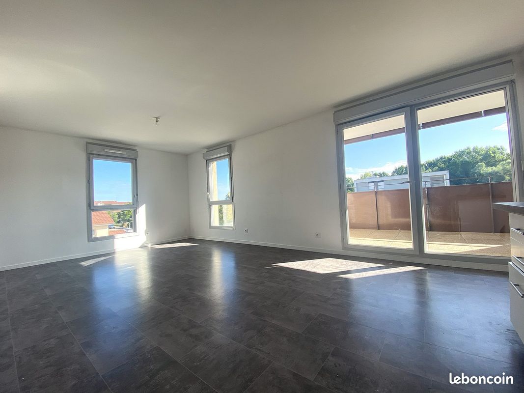 Appartement 4 pièces 78 m² · à Bourgoin-Jallieu · 78 m² · 220 000 €