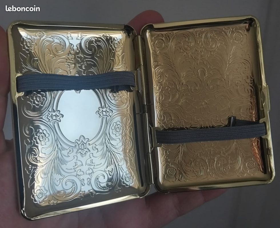 boardwalk empire cigarette case Étui à cigarettes Boardwalk Empire - Produit officiel HBO – Métal doré  vintage