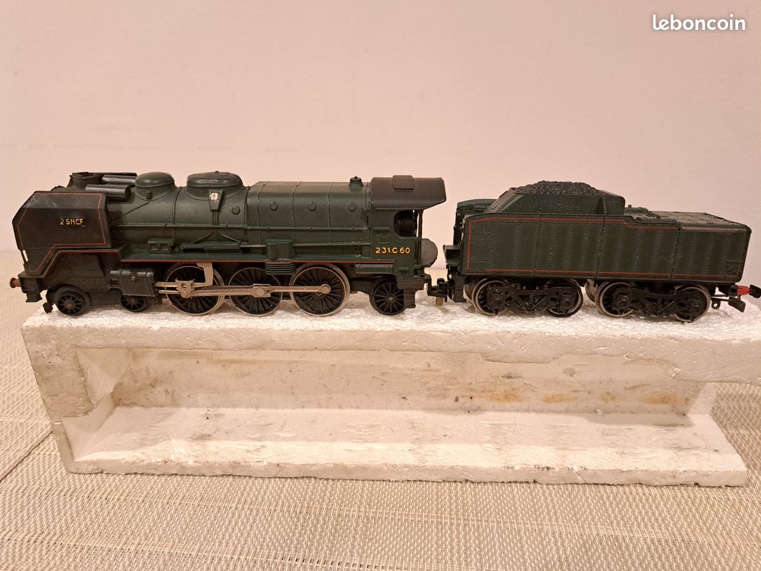 Locomotive Jouef Type 231 C 60 Avec Tender - Pour Réparation - Manque Bissel