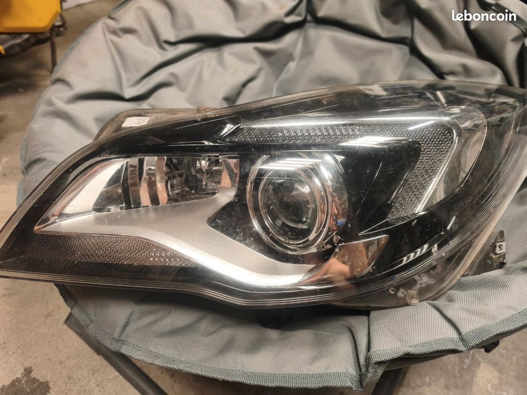 Phare Opel Insignia 2015 (image 1)