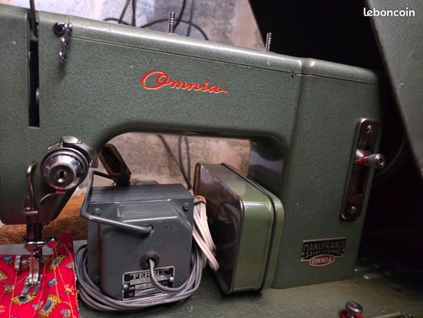 Machine à Coudre Omnia Manufrance – Saint Etienne – Vintage Mécanique