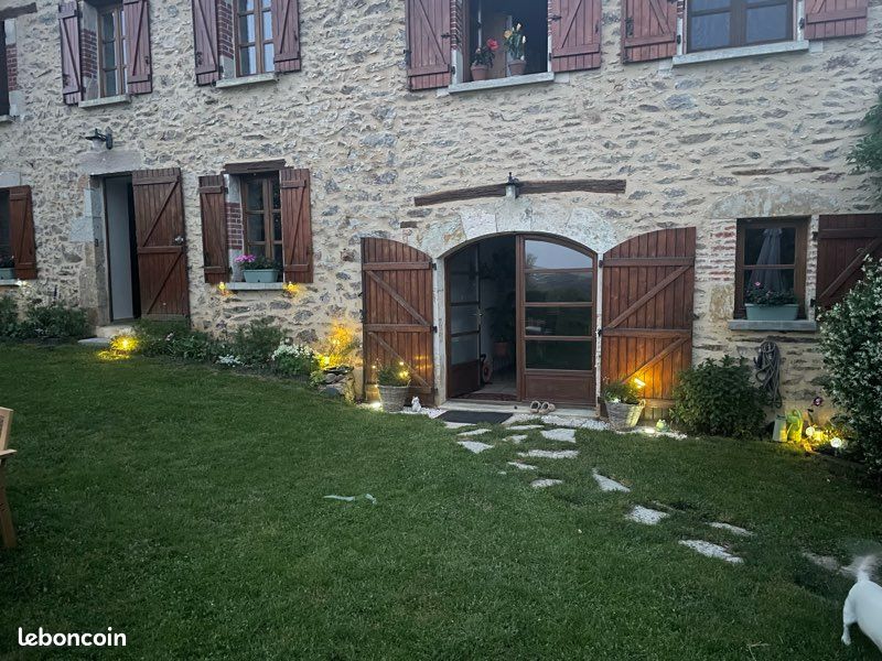 Maison 5 pièces 130 m² · à Bagnac-sur-Célé · 130 m² · 235 000 €