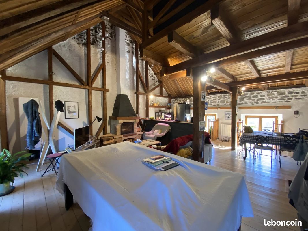 Maison 5 pièces 128 m² · à Besse-Et-Saint-Anastaise · 128 m² · 168 000 €