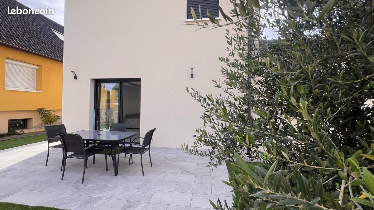 Maison 4 pièces 90 m² · à Saint-Romain-de-Jalionas · 90 m² · 345 000 €