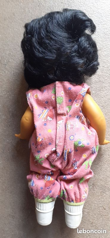 POUPEE de type asiatique (image 2)