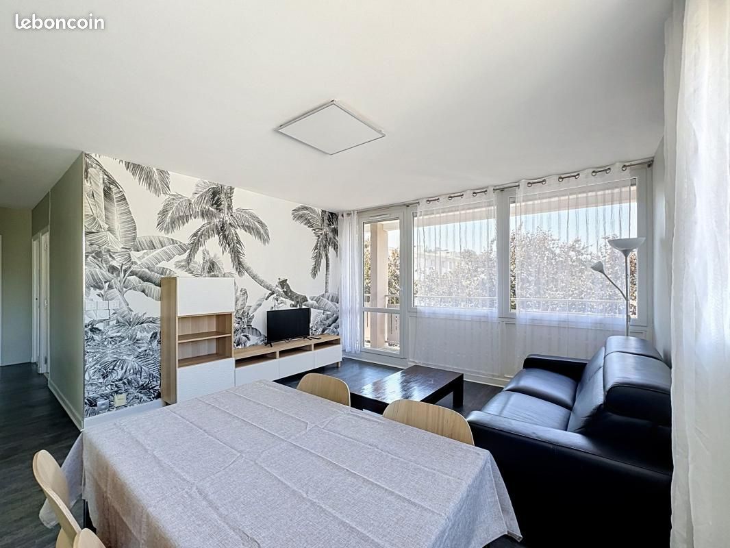 Appartement 3 pièces 64 m² · à Oullins-Pierre-Bénite · 64 m² · 1 210 €