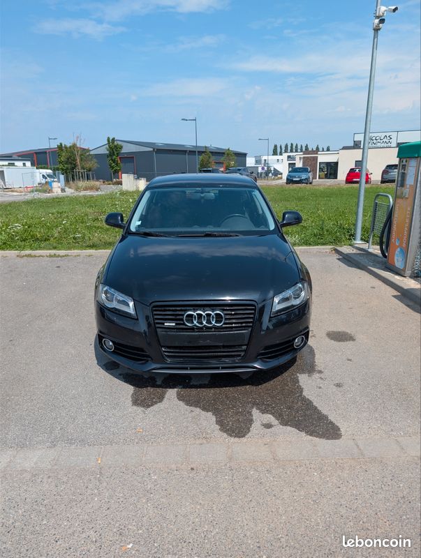 AUDI A3 Sportback Sline 2.0 TFSI 200ch (image 10)