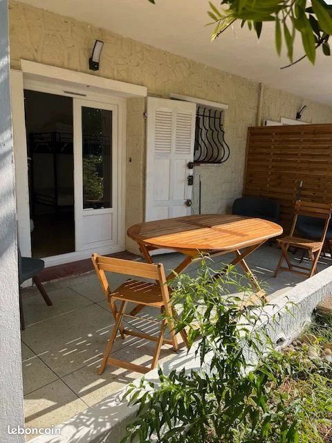 Appartement 1 pièce 35 m² · à Antibes · 35 m² · 900 €/mois